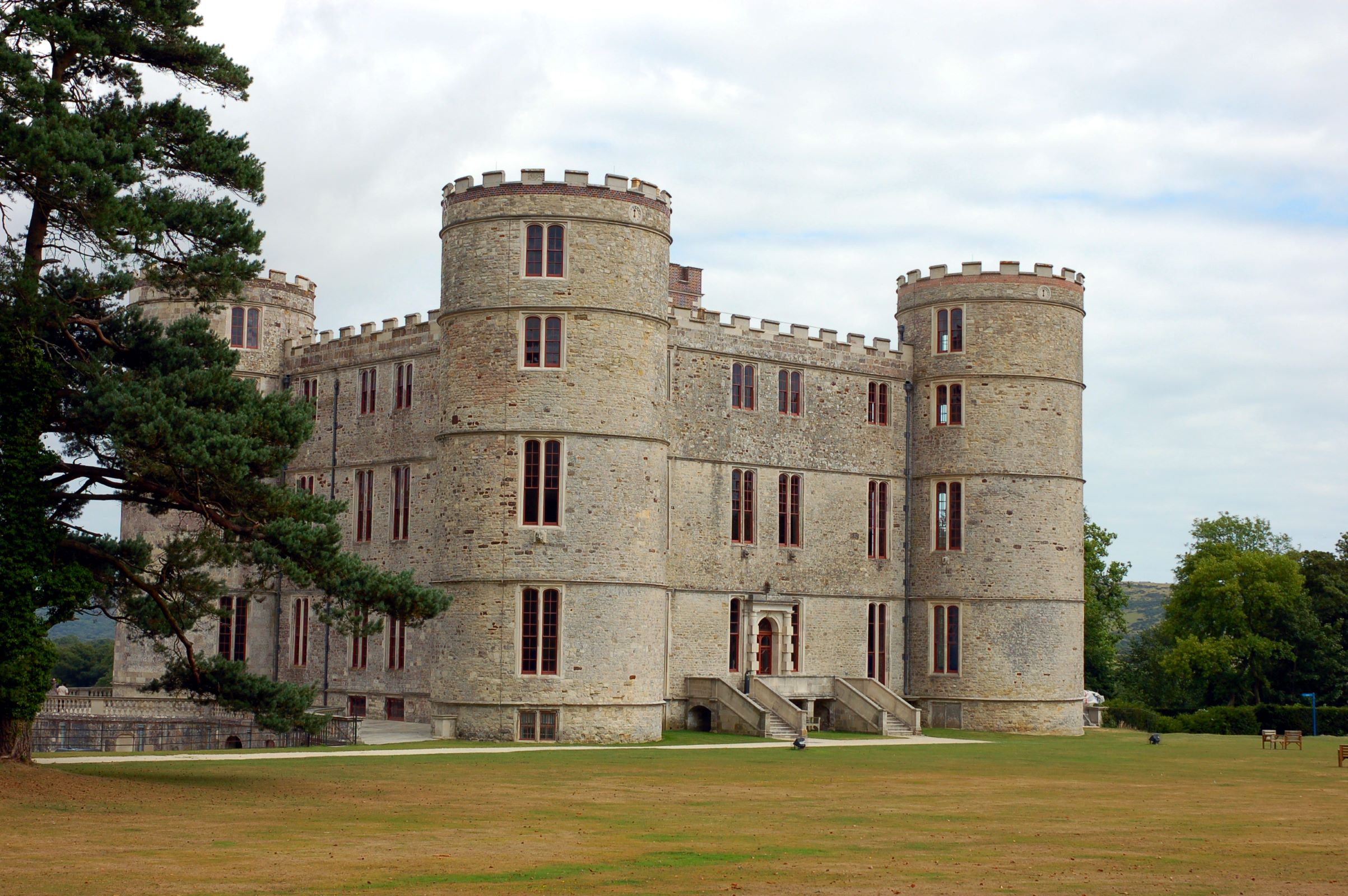 Lulworth castle small